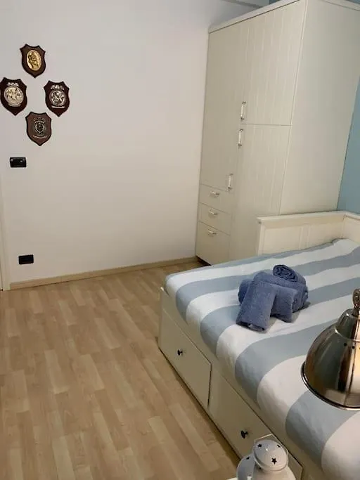 Appartamento Privato Fronte Mare Savona 0*,